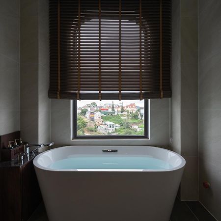 Goldient Boutique Hotel Dalat Bagian luar foto